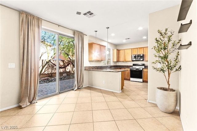 10568 Peach Creek St, Las Vegas, NV 89179 - photo 11