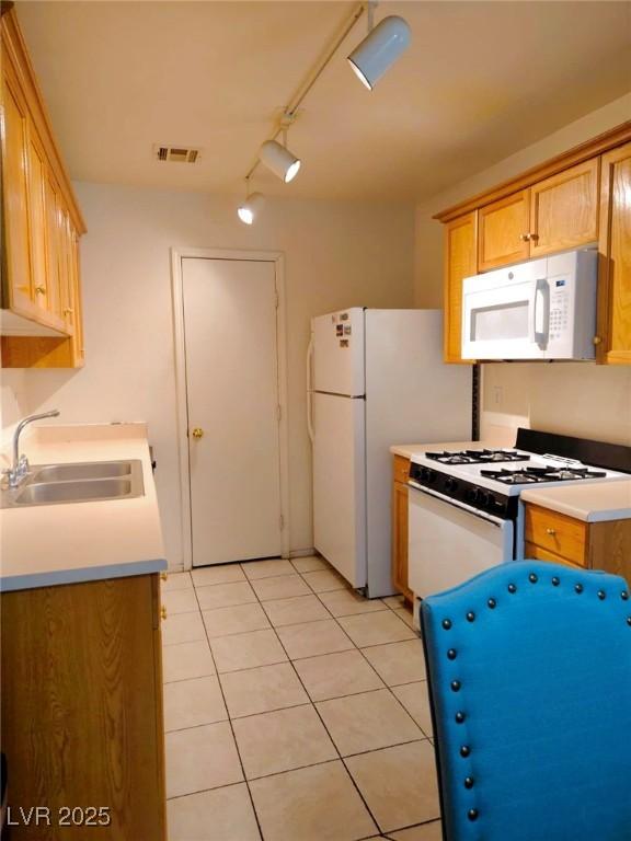 5330 E Charleston Blvd Unit 113, Las Vegas, NV 89142 - photo 13