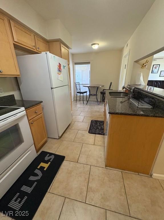 2866 Loveland Dr Unit 2023, Las Vegas, NV 89109 - photo 10
