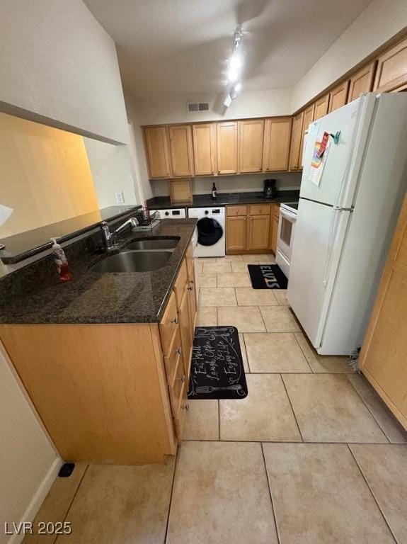 2866 Loveland Dr Unit 2023, Las Vegas, NV 89109 - photo 11