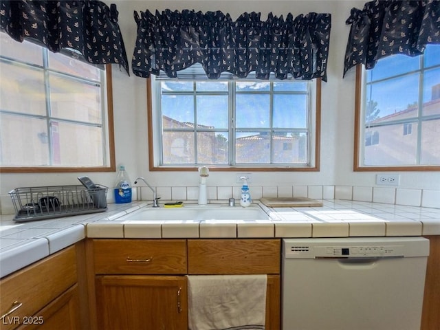 8701 Sandringham Ave, Las Vegas, NV 89129 - photo 6