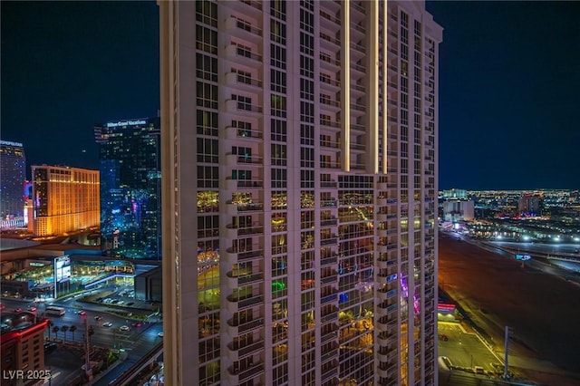 135 E Harmon Ave Unit 2721, Las Vegas, NV 89109 - photo 15