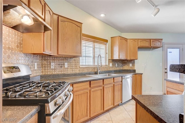 5196 Mineral Lake Dr, Las Vegas, NV 89122 - photo 16