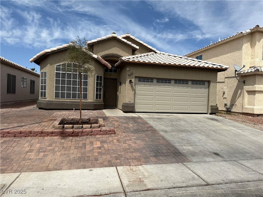 1610 Woodward Heights Way N, Las Vegas, NV 89032 - photo 1