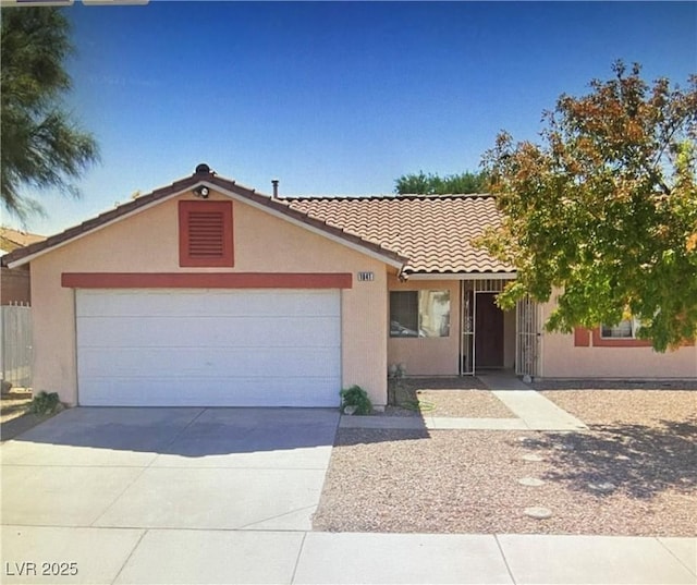 1041 Kennebunk Cir, Henderson, NV 89015 - photo 1