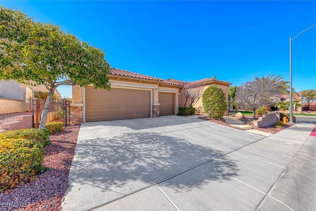 2357 Wisconsin Dells Dr, Henderson, NV 89044 - photo 2