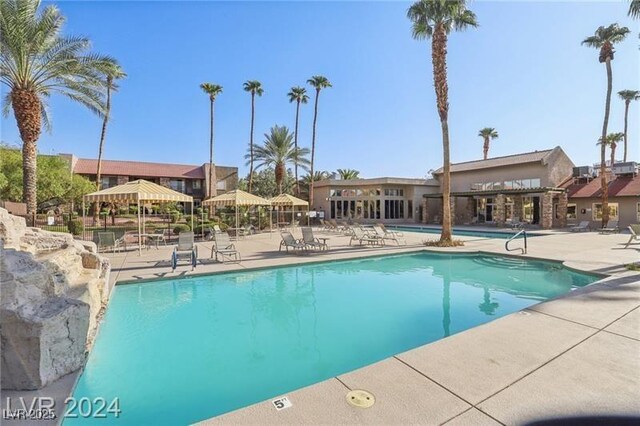4310 Sandy River Dr Unit 70, Las Vegas, NV 89103 - photo 20