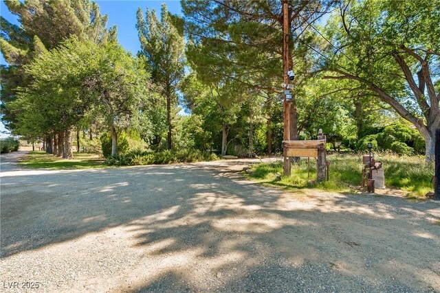 2221 W Windsong Ln, Pahrump, NV 89048 - photo 6