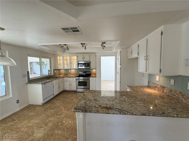 1360 Red Hollow Dr, North Las Vegas, NV 89031 - photo 6