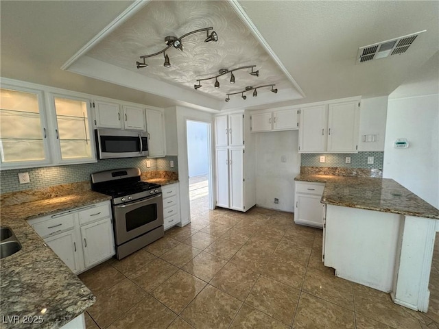 1360 Red Hollow Dr, North Las Vegas, NV 89031 - photo 7