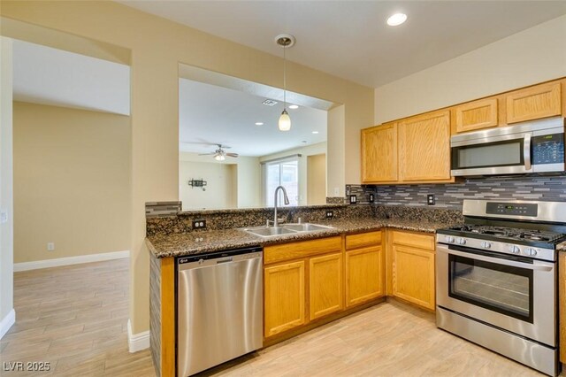 6909 Brier Creek Ln, Las Vegas, NV 89131 - photo 23