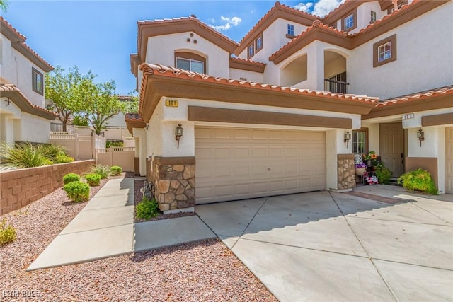 1092 Tuscan Sky Ln Unit 1, Henderson, NV 89002 - photo 1
