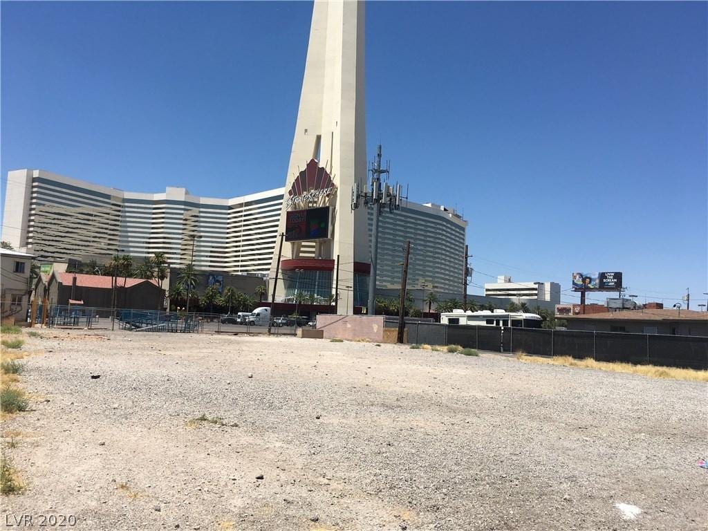 2124 Paradise, Las Vegas, NV 89104 - photo 1