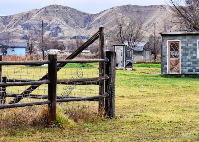 Listing photo 3 for 2412 S Mill Rd, Emmett ID 83617