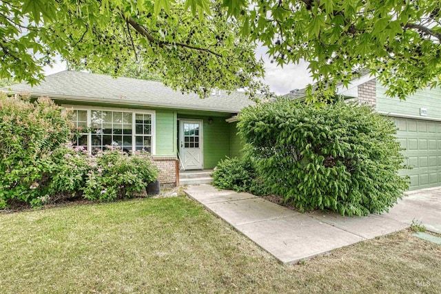 1921 Arcata Way, Ontario, OR 97914 - view of front of home featuring brick siding and a front yard