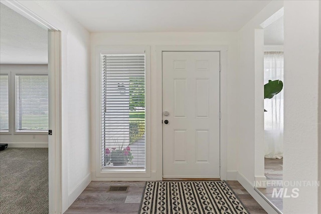 15103 Castle Way, Caldwell, ID 83607 - entrance foyer featuring baseboards