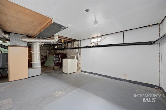 359 Falls Ave W, Twin Falls, ID 83301 - unfinished below grade area with washer / clothes dryer