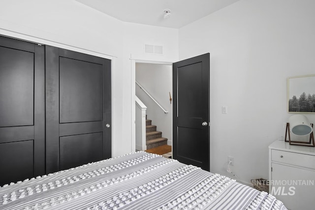 bedroom featuring a closet