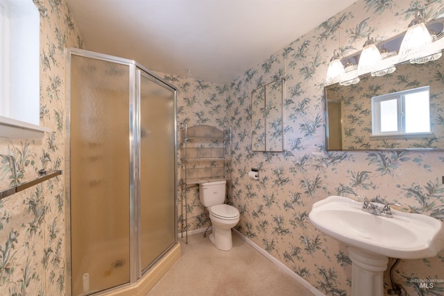 50 S 200 W, Jerome, ID 83338 - full bath with toilet, a shower stall, and baseboards