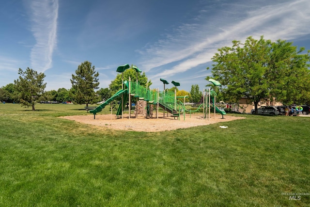 6524 S Derbyshire Ave, Boise, ID 83709 - community play area featuring a lawn