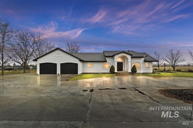 view of front facade with a garage