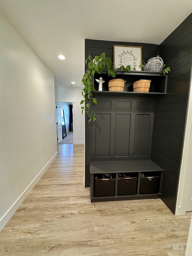 815 Emerald Dr N, Kimberly, ID 83341 - mudroom featuring baseboards, recessed lighting, and light wood finished floors
