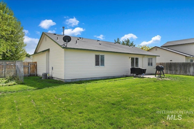 3318 E Princess Amy Ct, Nampa, ID 83687 - rear view of property featuring a patio and cooling unit