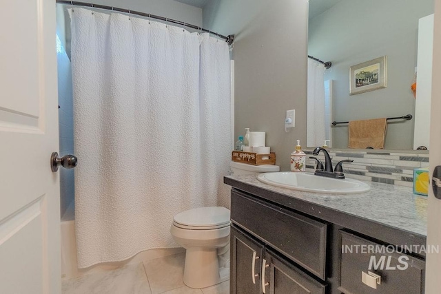 150 Cayuse Creek Dr, Kimberly, ID 83341 - full bathroom with vanity, tile patterned flooring, and shower / tub combo with curtain