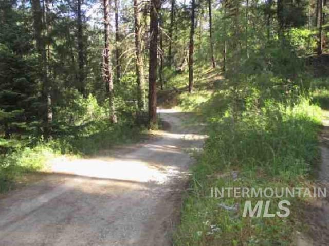 15 Thunder Rd, Garden Valley, ID 83622