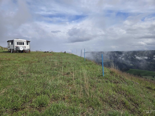 444 Vista View Dr, Lenore, ID 83541
