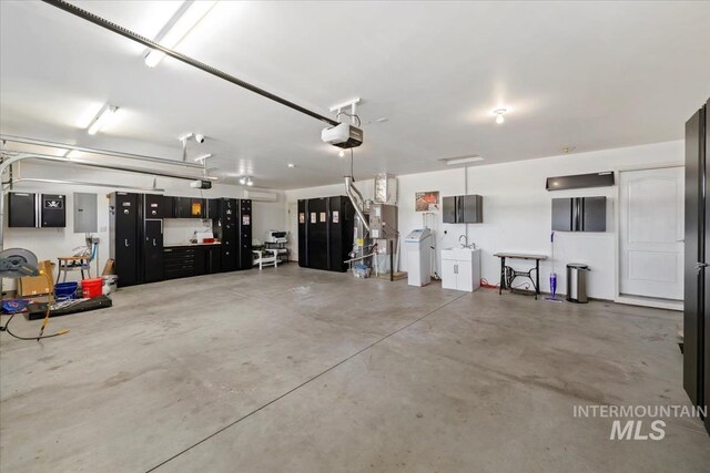 940 S Prospect Peak Way, Emmett, ID 83617 - garage with a garage door opener and a sink