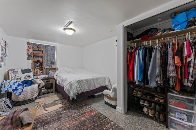 bedroom with a closet