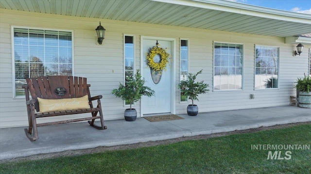 323 W 100 N, Jerome, ID 83338 - property entrance with covered porch