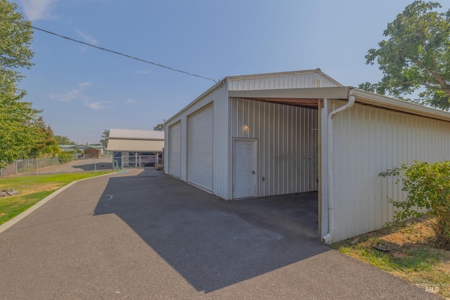 1035 Francis St, Clarkston, WA 99403 - view of detached garage