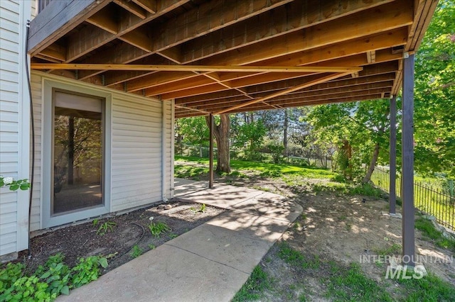 1909 E Roanoke Dr, Boise, ID 83712 - view of patio with fence