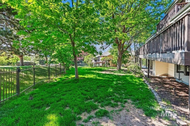 1909 E Roanoke Dr, Boise, ID 83712 - view of yard
