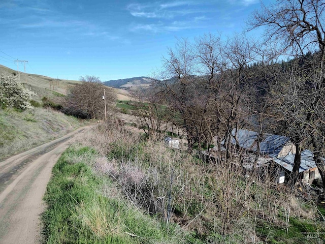 view of mountain feature