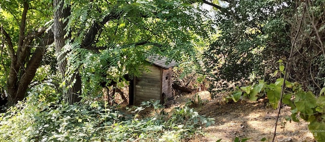 view of outdoor structure