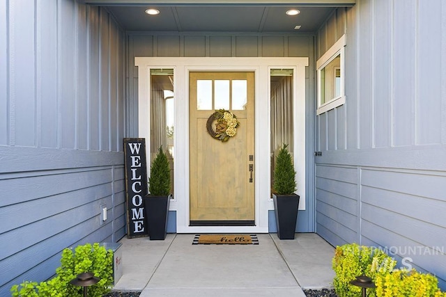5445 S Mesa Trail Pl, Meridian, ID 83642 - doorway to property featuring board and batten siding