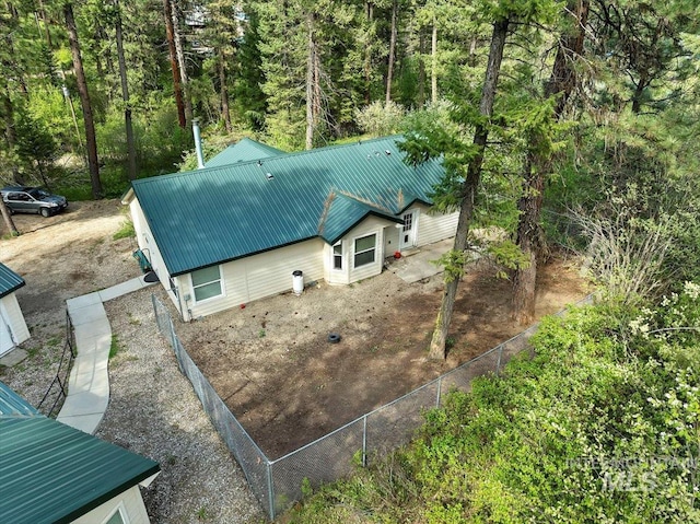 104 Sky Ridge Dr, Garden Valley, ID 83622 - aerial view of property and surrounding area with a heavily wooded area