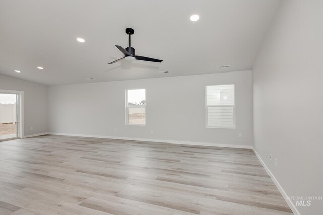 7417 E Shields Dr, Nampa, ID 83687 - spare room with visible vents, baseboards, ceiling fan, recessed lighting, and light wood-style flooring