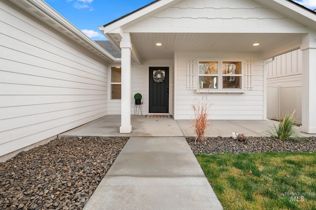 entrance to property with covered porch