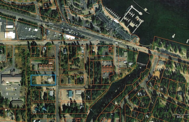 1002 Rowland St, Mccall, ID 83638