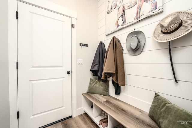 mudroom featuring wood finished floors