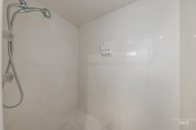 details featuring a shower