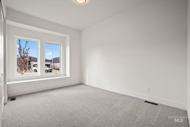 empty room with carpet