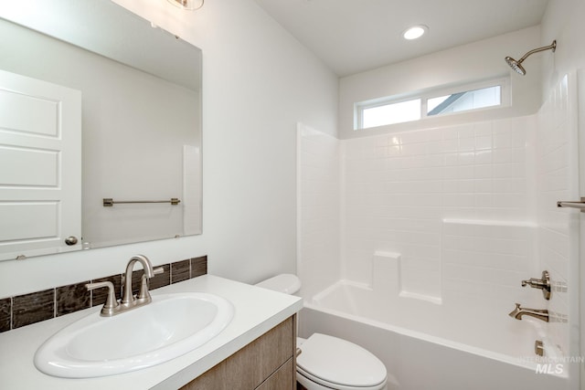 2839 N Rocky Bottom Way, Kuna, ID 83634 - full bath with toilet, vanity, and shower / bath combination