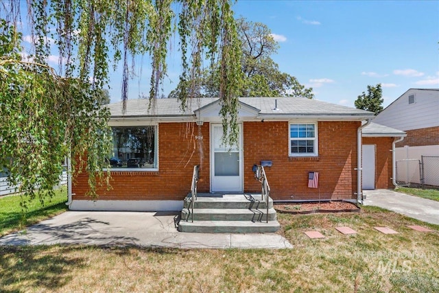 904 N 9th Ave, Buhl, ID 83316 - view of front of property with brick siding