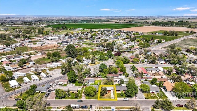 904 N 9th Ave, Buhl, ID 83316 - aerial perspective of suburban area with property parcel outlined