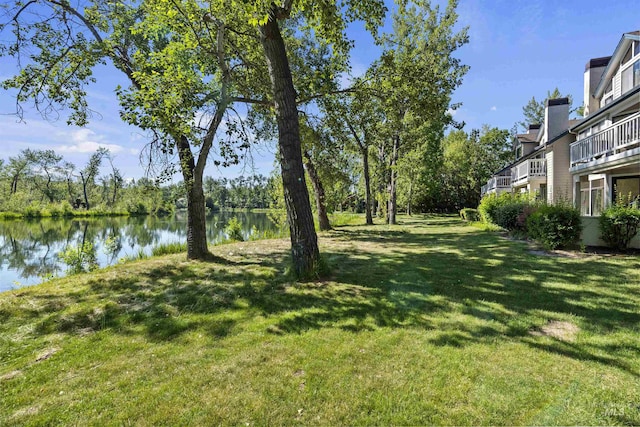 964 E Riverpark Ln, Boise, ID 83706 - view of green lawn featuring a water view